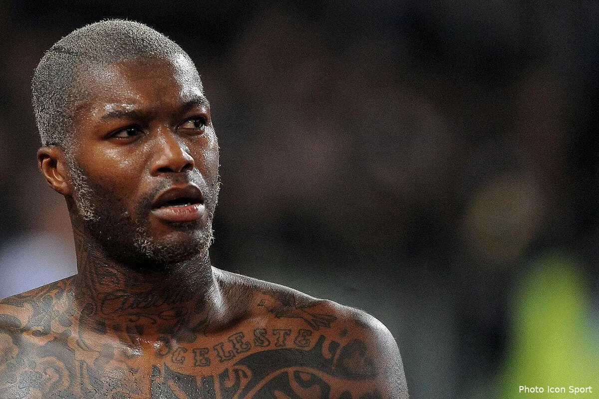 auxerre veut vraiment faire revenir djibril cisse au mercato iconsport ima 141211 21 2228867