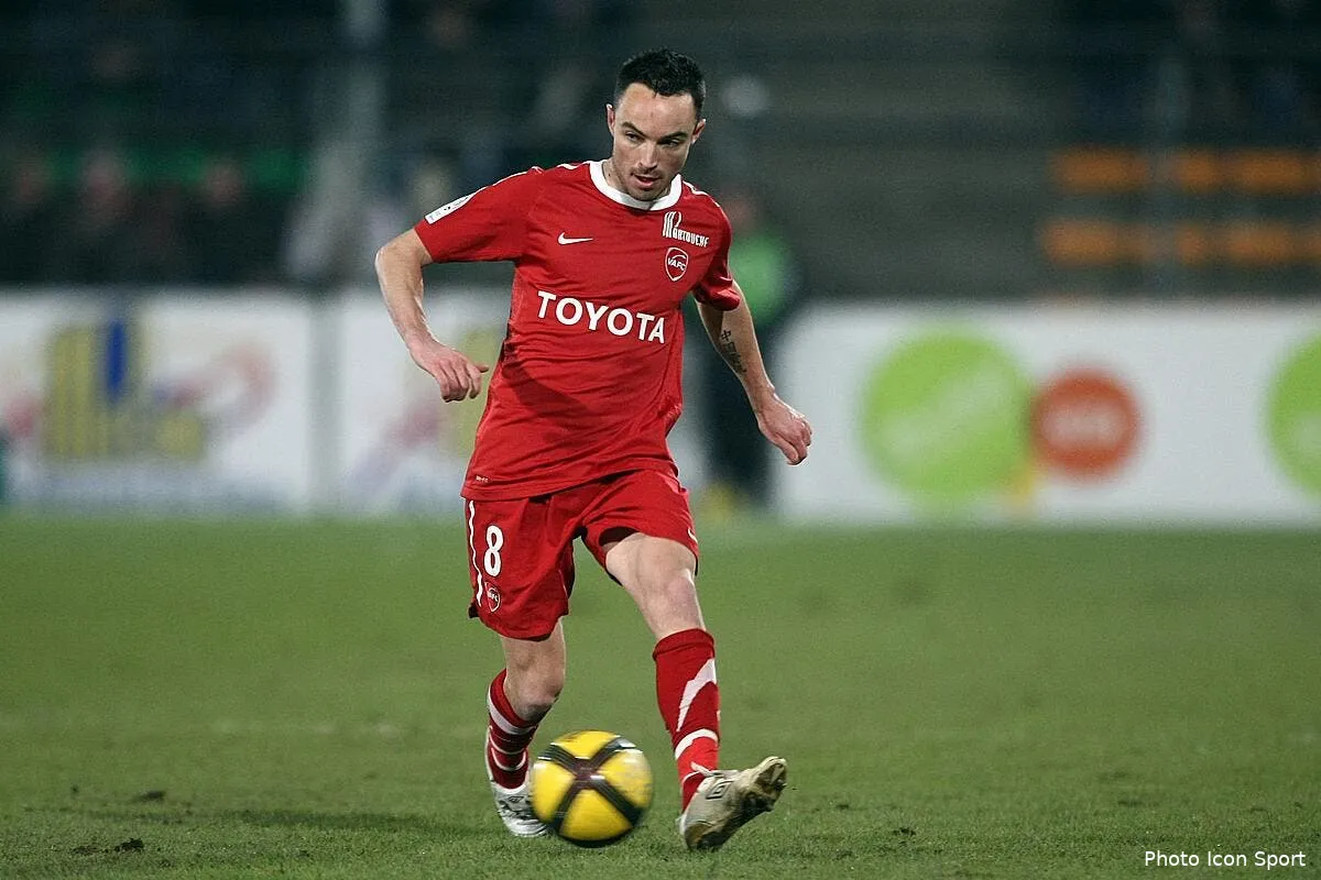 auxerre vise danic pour remplacer birsa iconsport led 050311 011 1020678