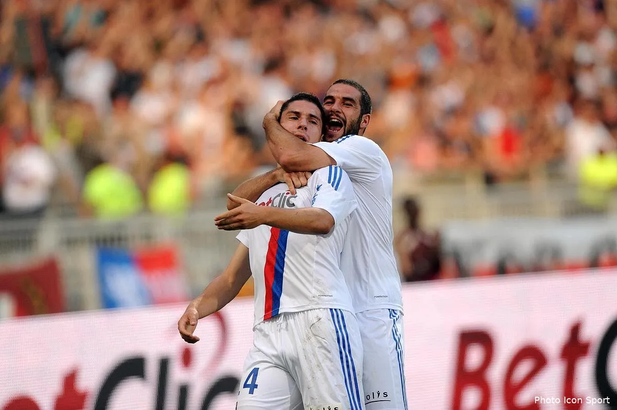 avec lisandro et les jeunes l ol peut tout casser assure pied iconsport jptt110910 01 0943803