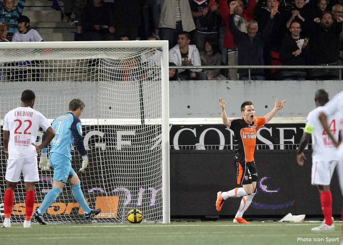 ayew gameiro ou sakho en joueur du mois iconsport ico240411 04319410