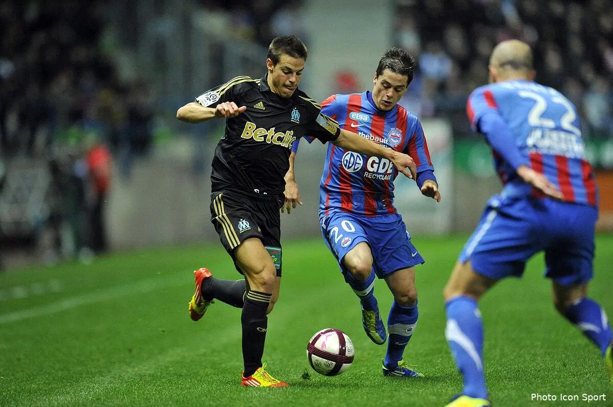 azpilicueta balance chelsea vers l om pour le mercato iconsport noe 021211 05 2429586