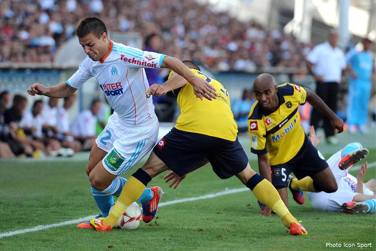 azpilicueta signe a chelsea mais etait tres bien a l om iconsport gas 190812 44 5338947