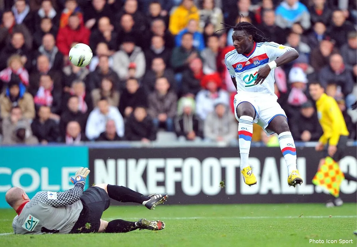 bafe gomis un unijambiste chez les bleus iconsport win 220112 06 0830247