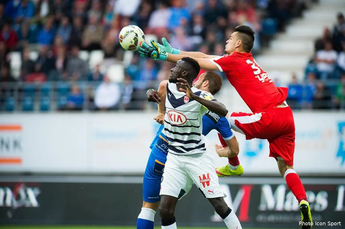 bagarre a bordeaux sane s excuse et revient prior pas encore iconsport blg 120715 08 06133750