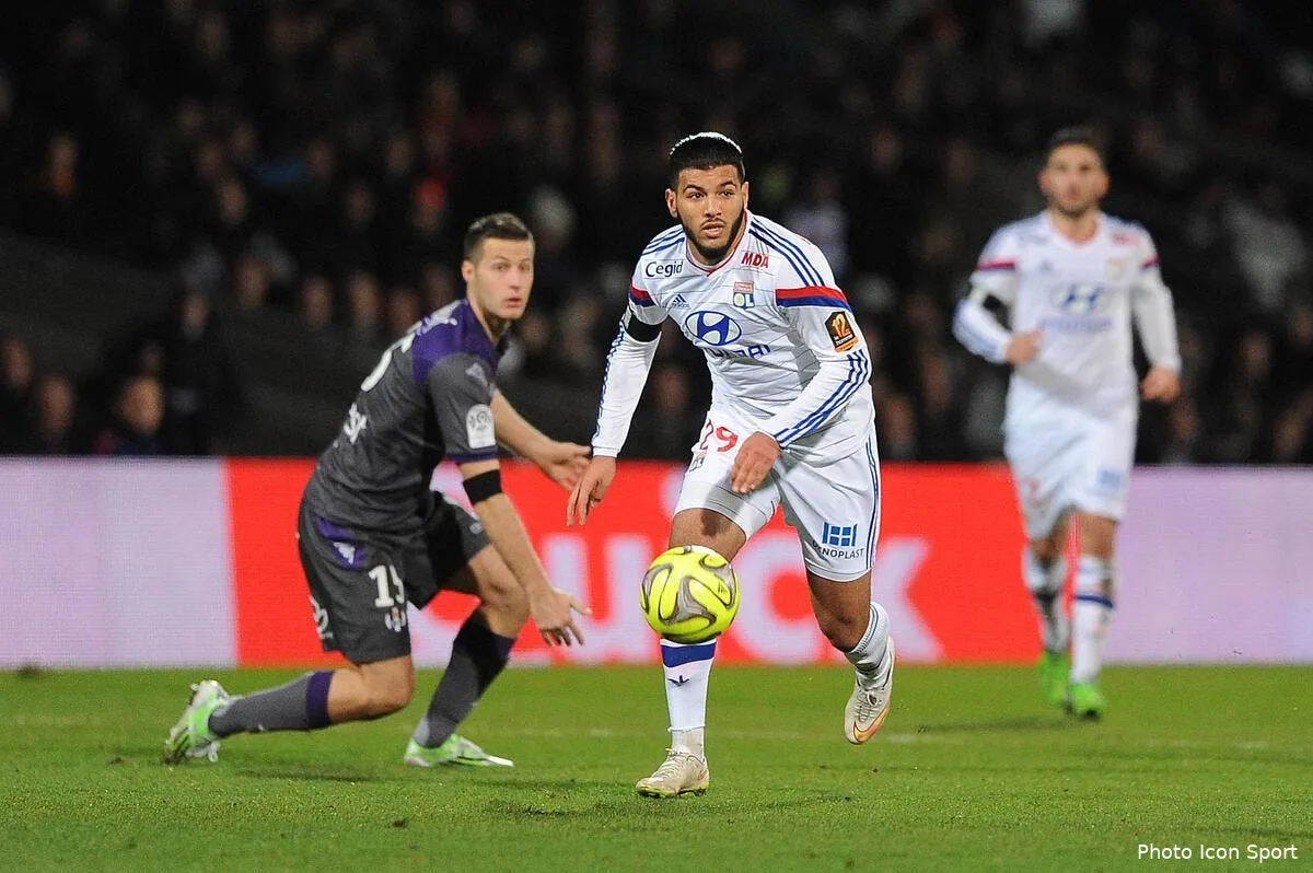 bahlouli perd 7 kilos a ses frais pour l ol iconsport jpt 110115 08 20106273