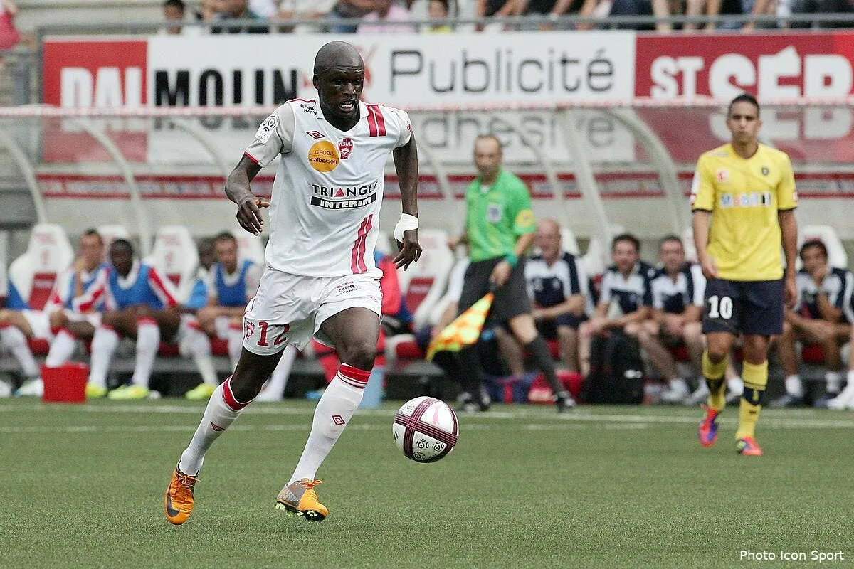 bakaye traore hospitalise pour la malaria iconsport mrv 210811 101 0324919