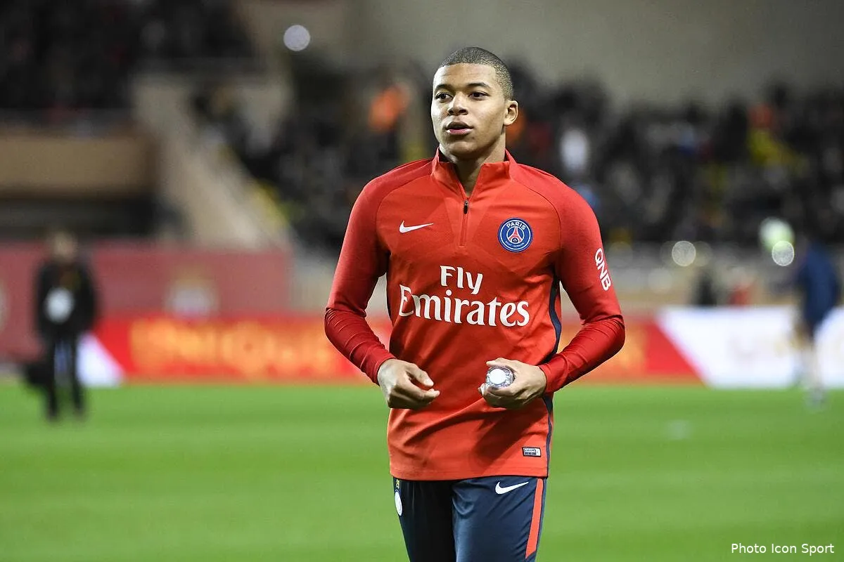 ballon d or 2017 mbappe rentre dans la cour des tres grands iconsport icon anp 261117 05 21202437
