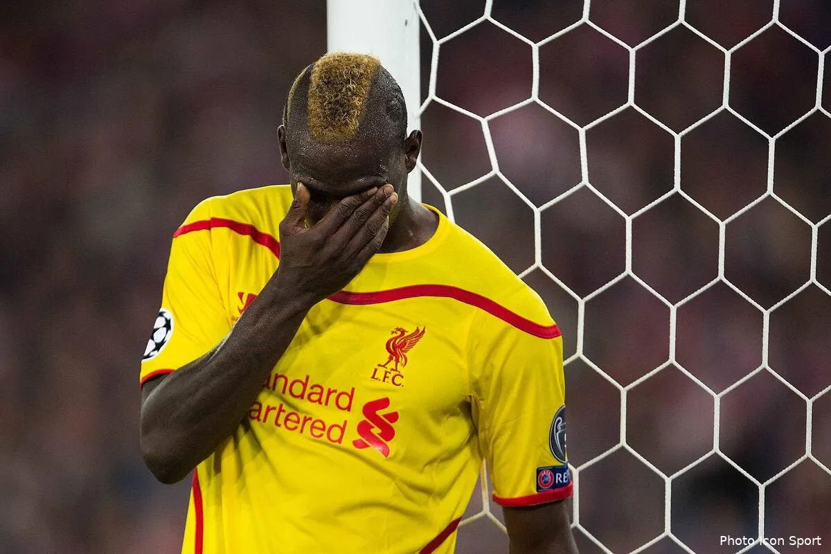 balotelli une pomme pourrie decoupee par berlusconi iconsport spi 011014 08 3994291