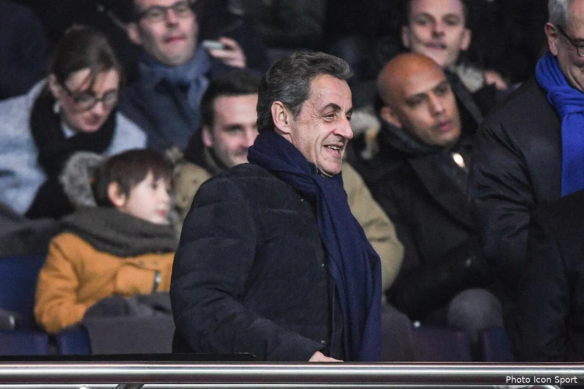 barca psg sarkozy en mode ultra le camp nou le vire sarkozy 1173314