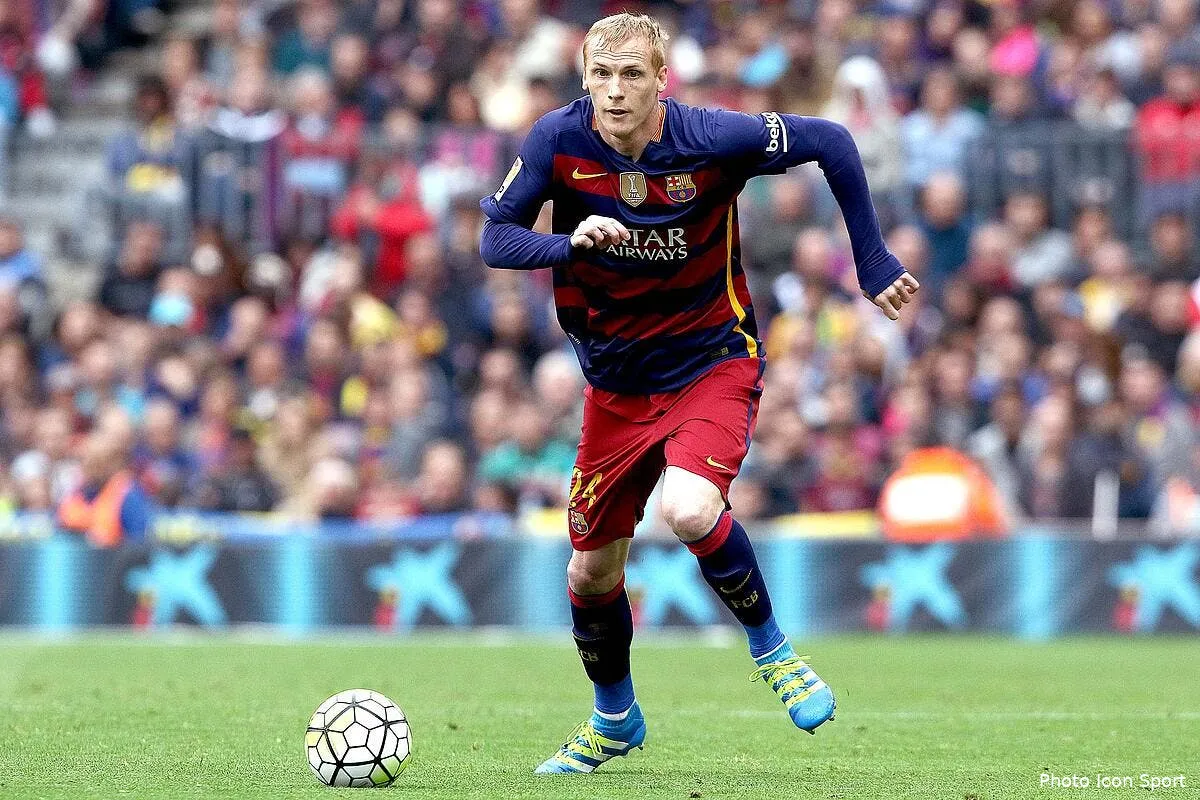 barca relegue dans la hierarchie mathieu veut partir iconsport bag 080516 03 07149442