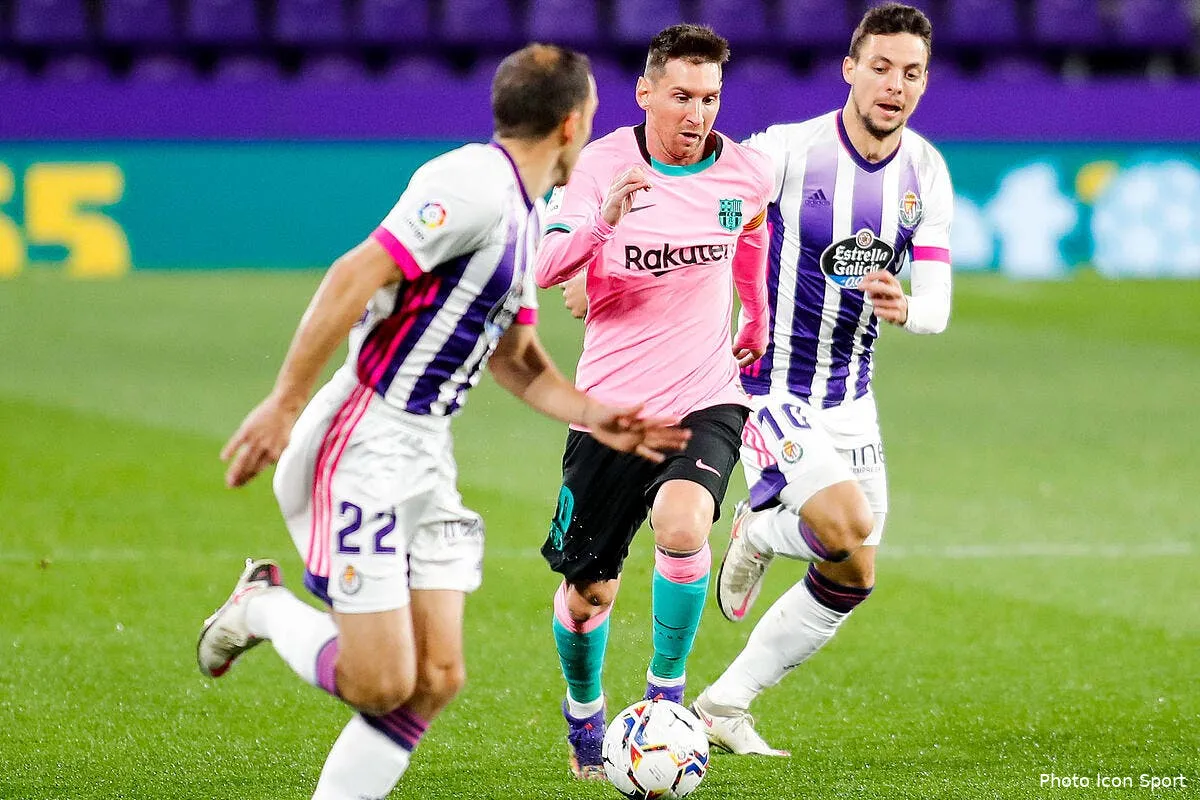 barca une surprise xxl signee messi au mercato icon ecommercefotos ecommerce2 109750976 302459