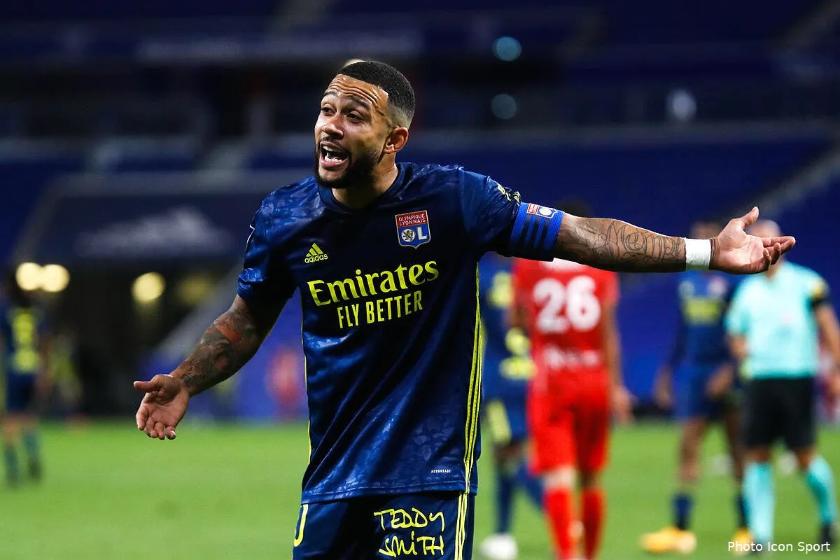 barcelone luis suarez s en va memphis depay arrive icon 25i1793 copie294855