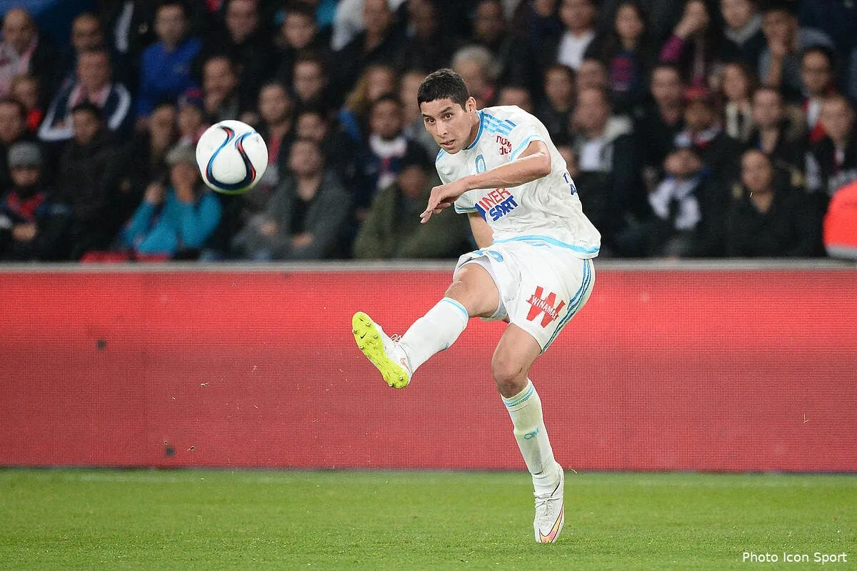 barrada a une position radicale apres les attentats de paris iconsport nlg 041015 17 130126915