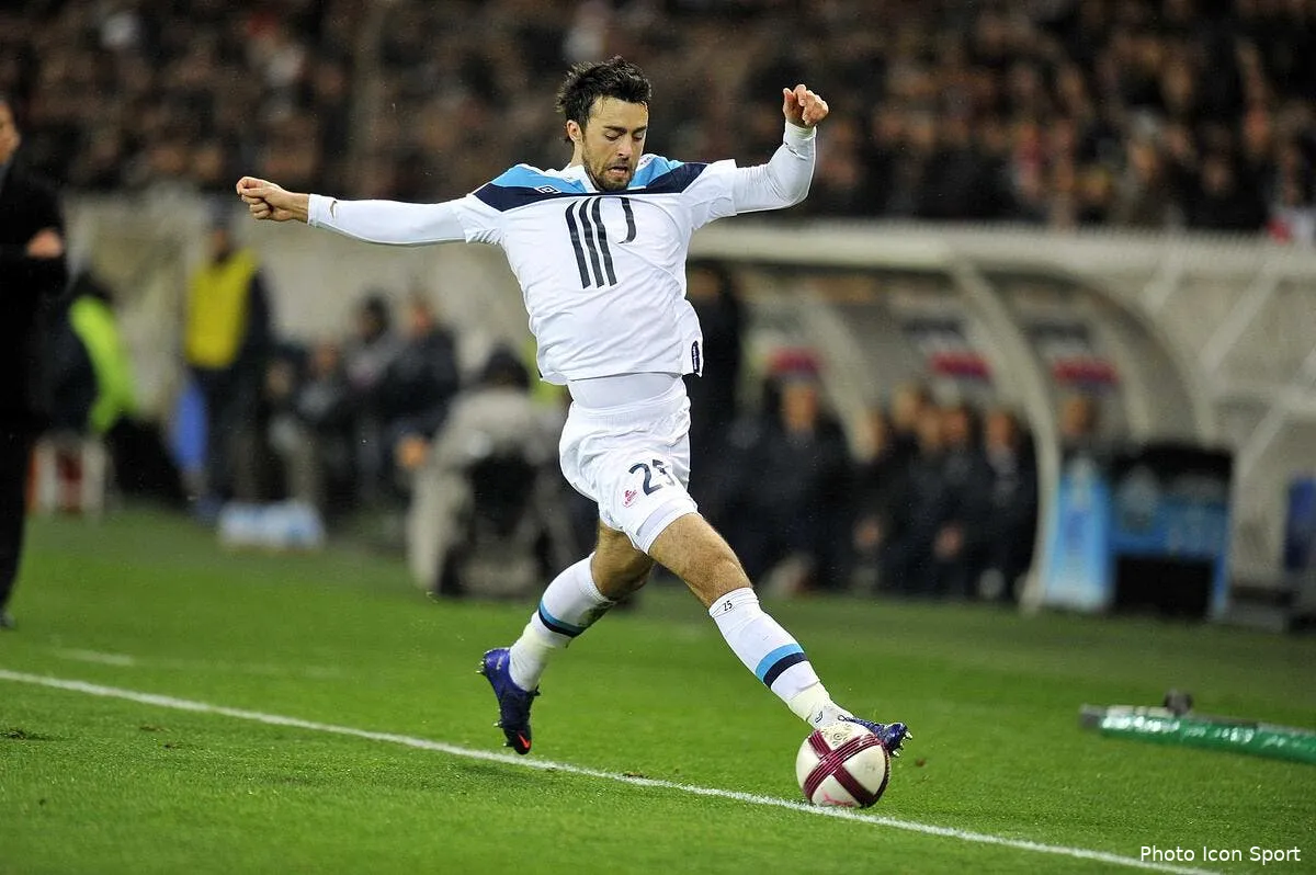 basa reprend l entrainement avec le losc sans trop d espoirs iconsport noe 181211 05 4532370