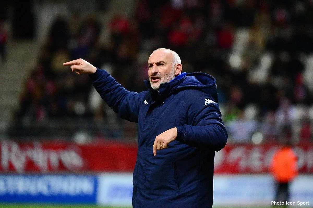 bastia ciccolini demande a certains joueurs de partir iconsport win 130216 11 32140870