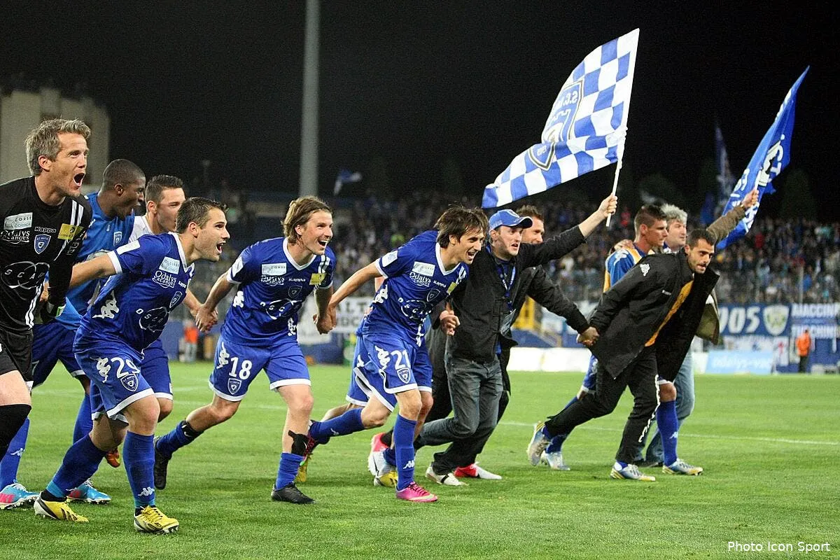 bastia continue l aventure en ligue 1 iconsport mae 110513 05 0456853