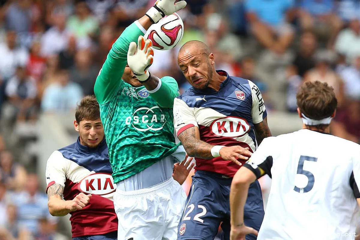 bastia freine bordeaux iconsport blo 310814 01 0191009