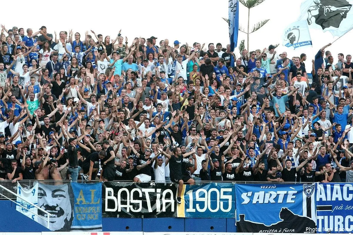 bastia furieux que le ministre accuse ses supporters iconsport mae 090814 01 18 191747