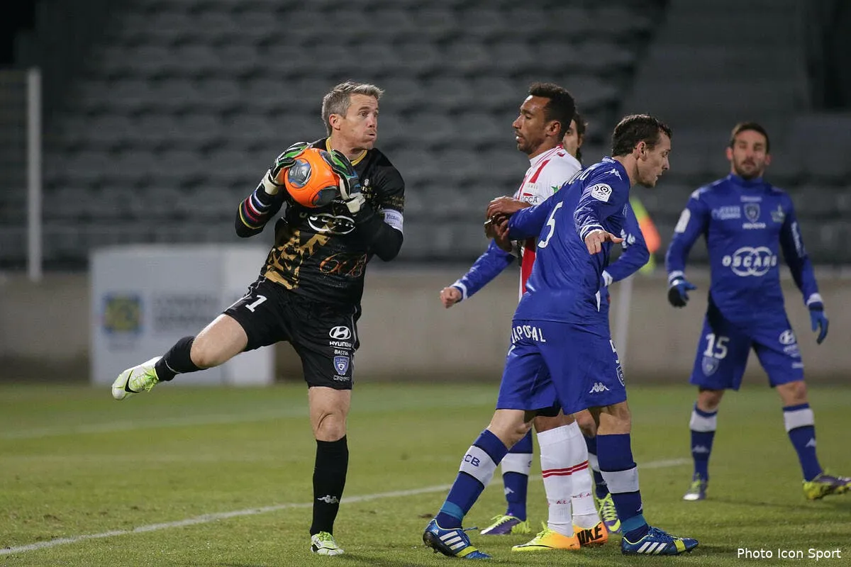 bastia invente le nul a pyrrhus iconsport guy 041213 01 0771289