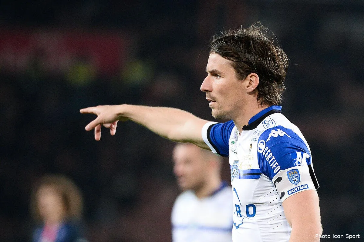 bastia le sporting annonce 5 prolongations cahuzac139036