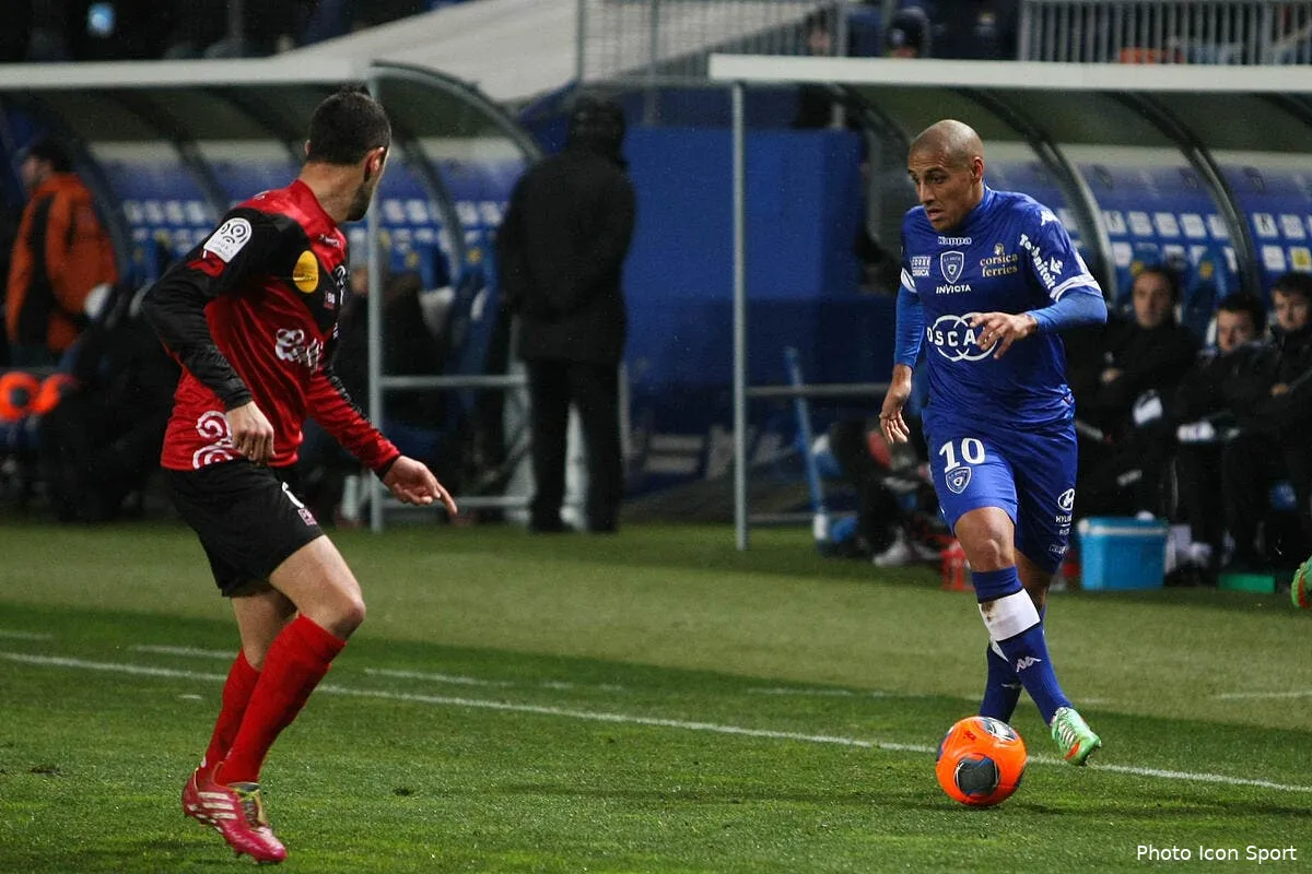 bastia marche au mental iconsport mae 010214 01 0275527