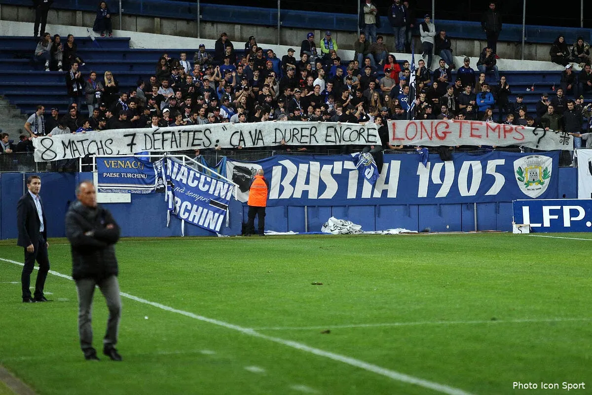 bastia officiellement en crise selon son coach iconsport mae 271015 01 08124271