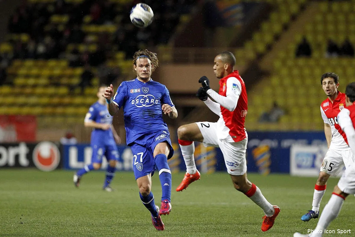 bastia rejoint le psg en finale iconsport nog 040215 01 01103481