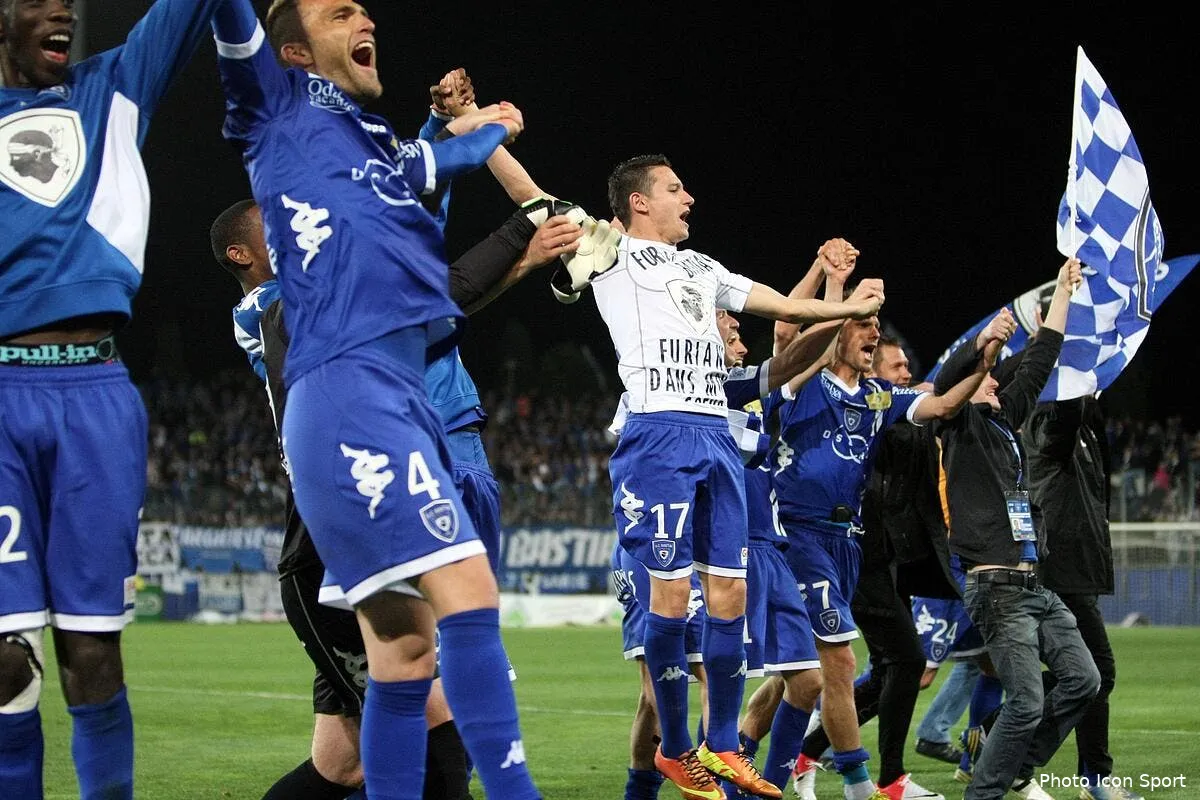 bastia thauvin prend clairement parti apres les incidents iconsport mae 110513 50 23177248