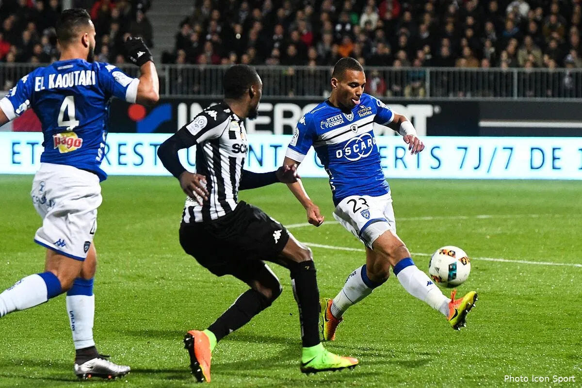 bastia un match sans cahuzac tout va mal pour ciccolini iconsport leb 250217 01 08171950