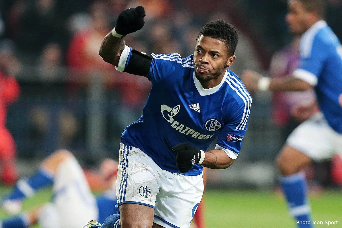 bastos bosse beaucoup plus dur a schalke qu a l ol iconsport fir 120313 05 0855103