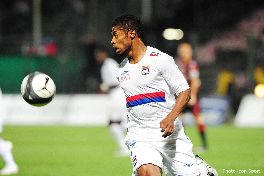 bastos en selection bresilienne 39493 5714