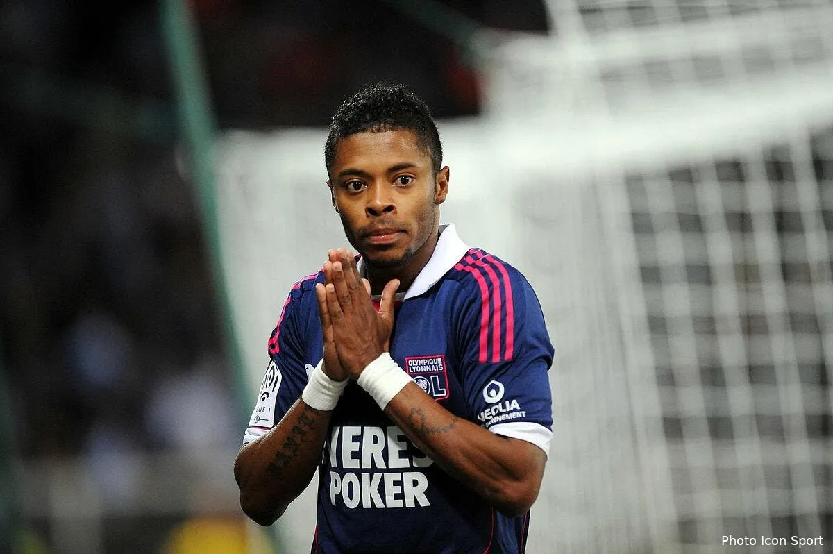 bastos invite par l as rome en attendant mieux au mercato iconsport per 271111 05 7528011