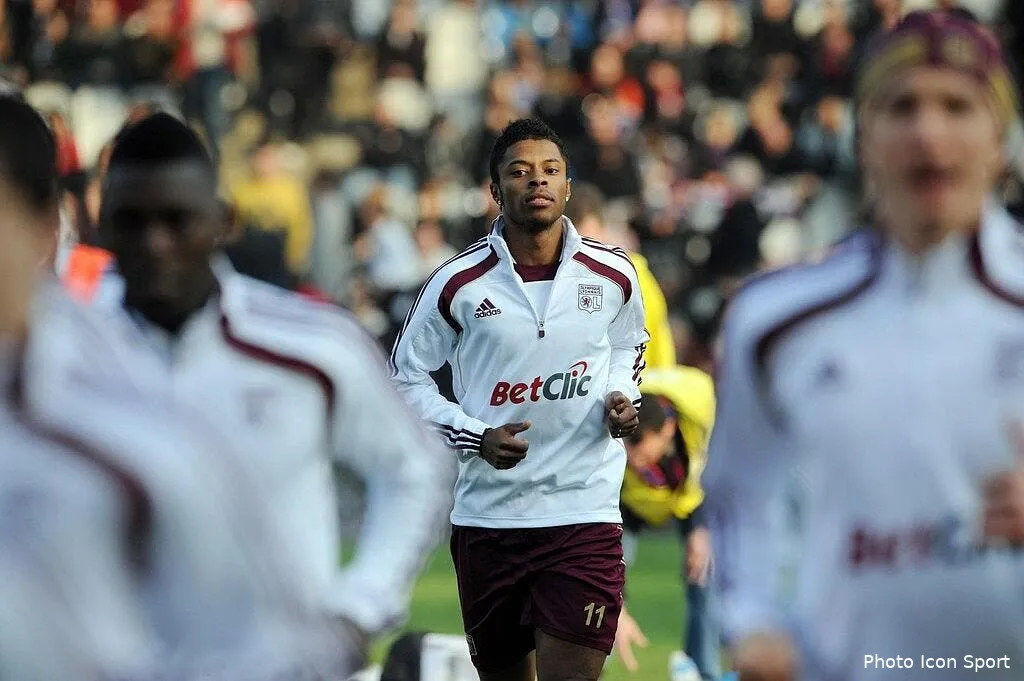 bastos ne reviendra pas a lyon avant debut mai 69087 17118