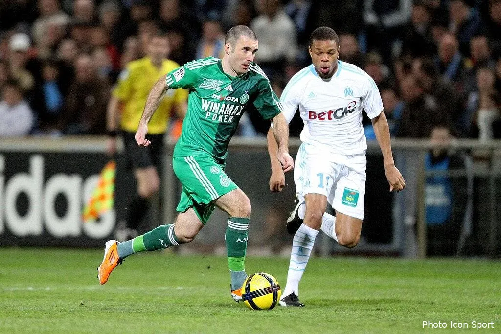 batlles voit une difference entre l asse et l om 200me 67501 15778