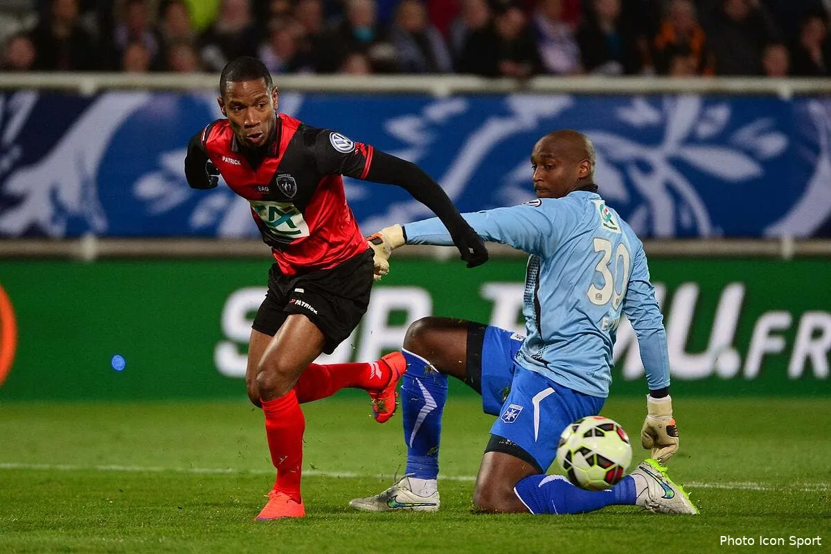 beauvue a fait son choix il veut jouer a l ol iconsport win 070415 01 03114601