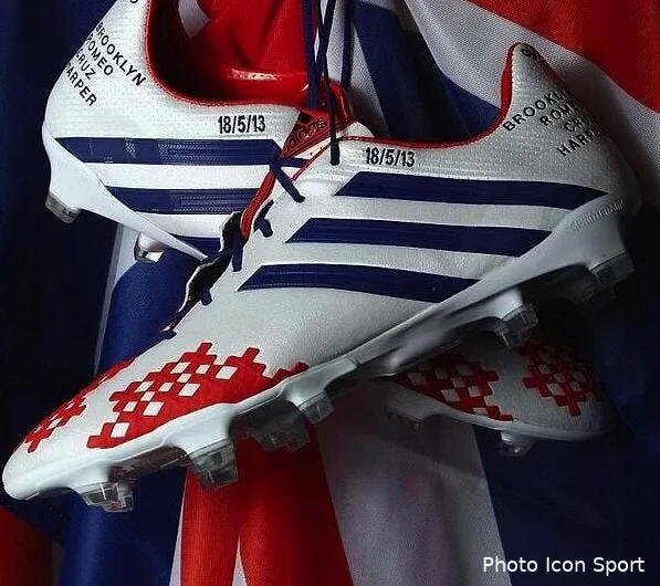 beckham montre ses chaussures collector pour psg brest chaussures beckham57379