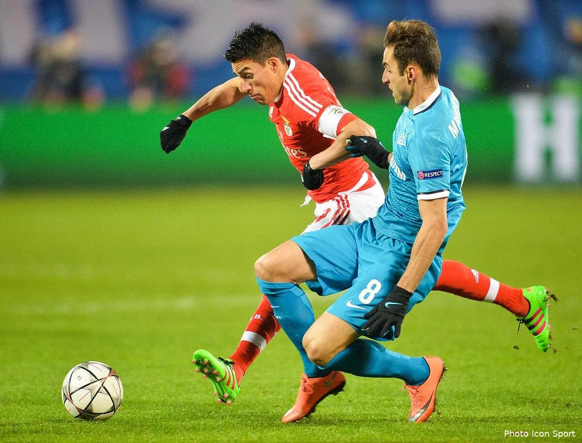 benfica a son ticket pour les quarts de finale iconsport spu 090316 02 02136188