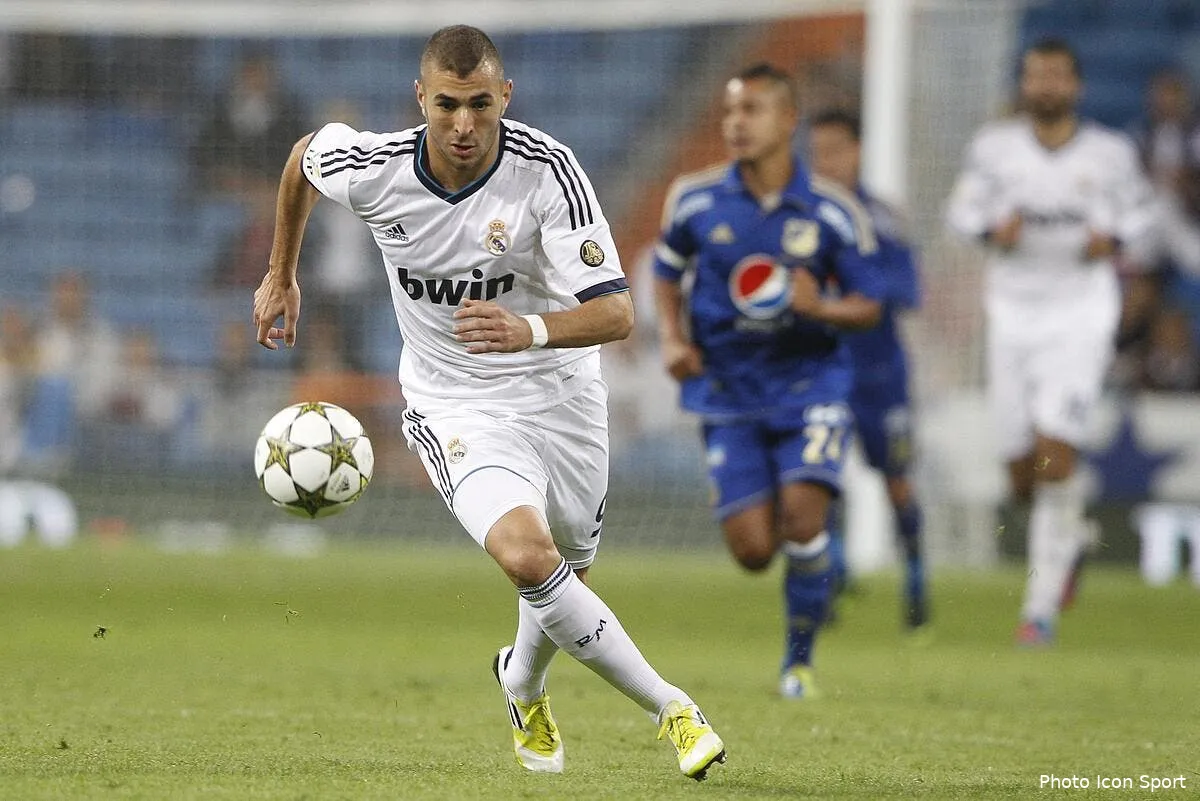 benzema a le moral au beau fixe et le dit iconsport lof 260912 01 0940423