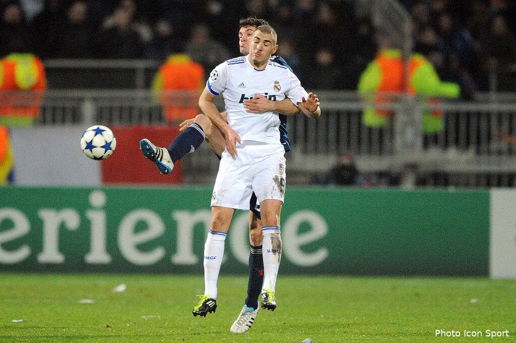 benzema annonce la guerre contre l ol 68711 16794