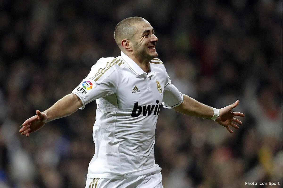 benzema est tellement en forme qu il ose tout au real iconsport alf 030112 05 3929467