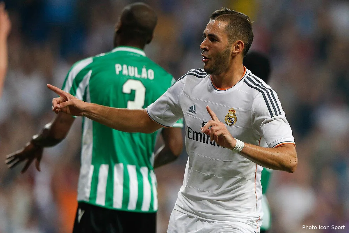 benzema va prolonger au real madrid iconsport lof 180813 01 0963833