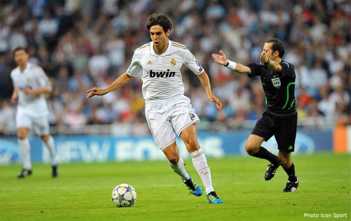 berlusconi veut ramener tevez et kaka au milan ac iconsport win 181011 301 5628160