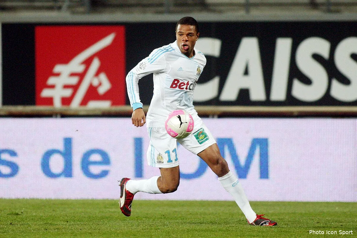 bizarre le joueur prefere de remy c est thierry henry iconsport guy 150112 99 4730136