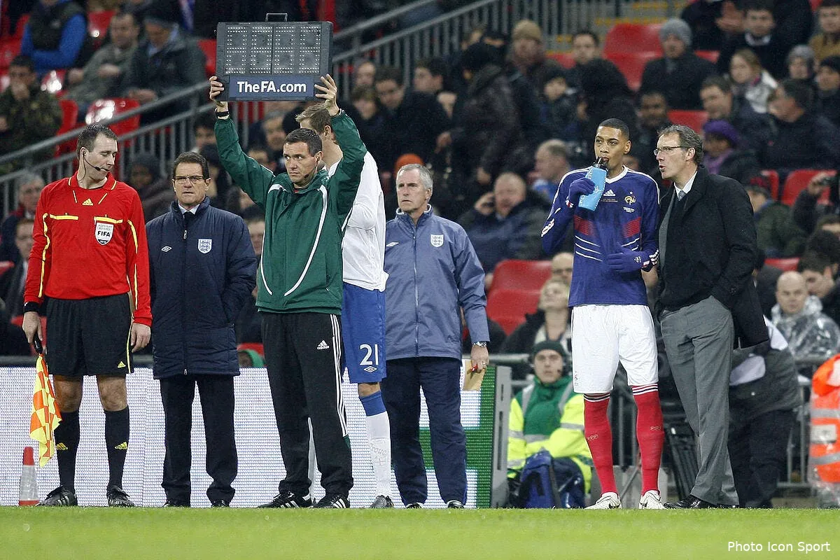 blanc a toujours cru en hoarau iconsport per 171110 66 0131681