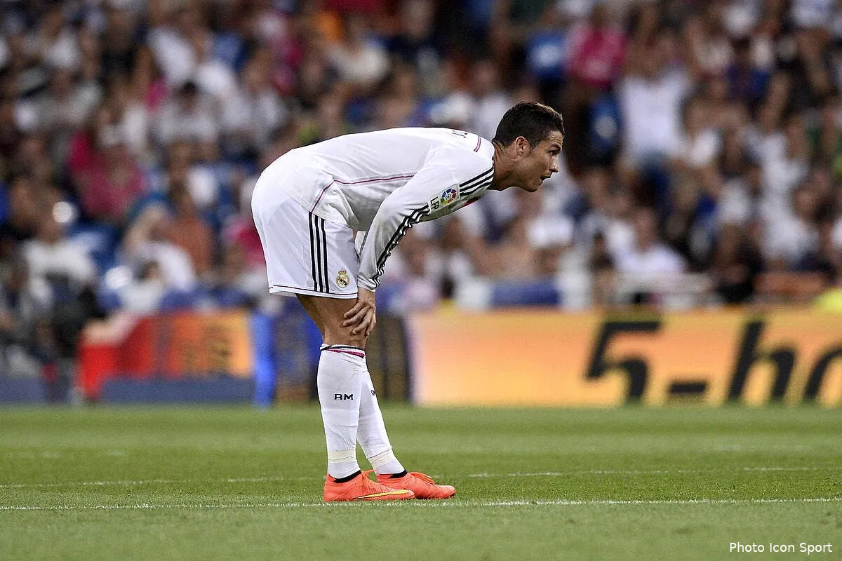 blesse cristiano ronaldo non titulaire iconsport mar 190814 05 0590201
