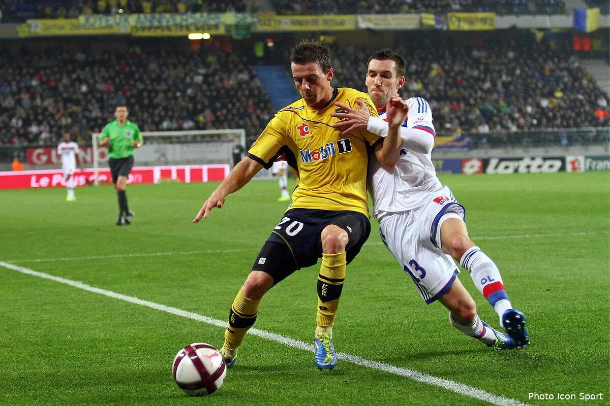 blesse face a l ol edouard butin met un terme a sa saison a sochaux iconsport con 061111 88 3032889