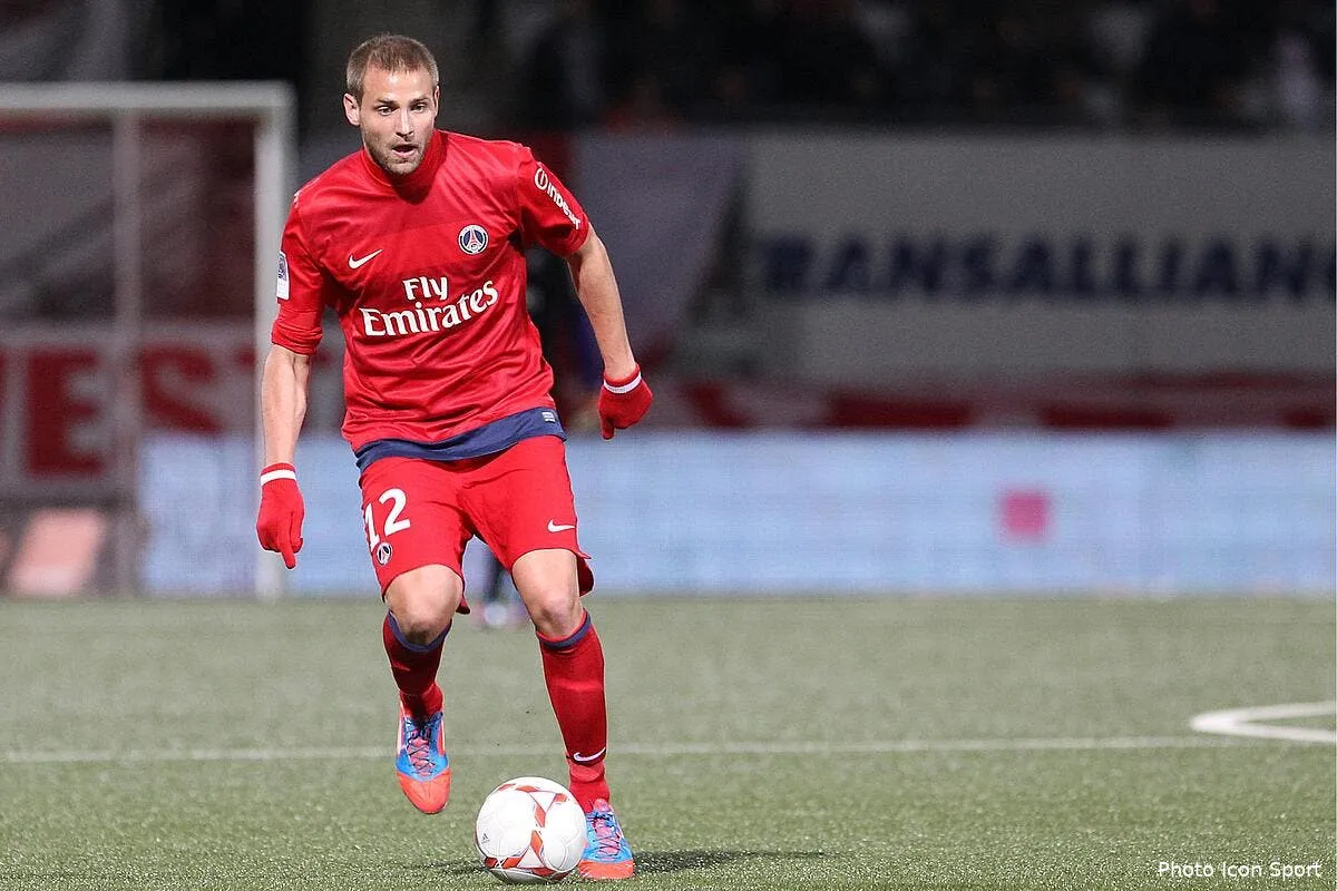 bodmer se fait ridiculiser sur le site officiel du psg iconsport mrv 271012 20 17047075