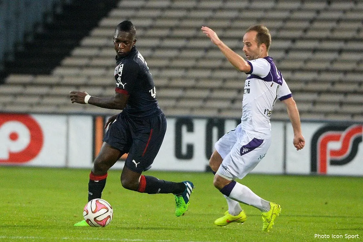 bordeaux a encore fait souffrir le tfc iconsport blu 021114 01 0495937