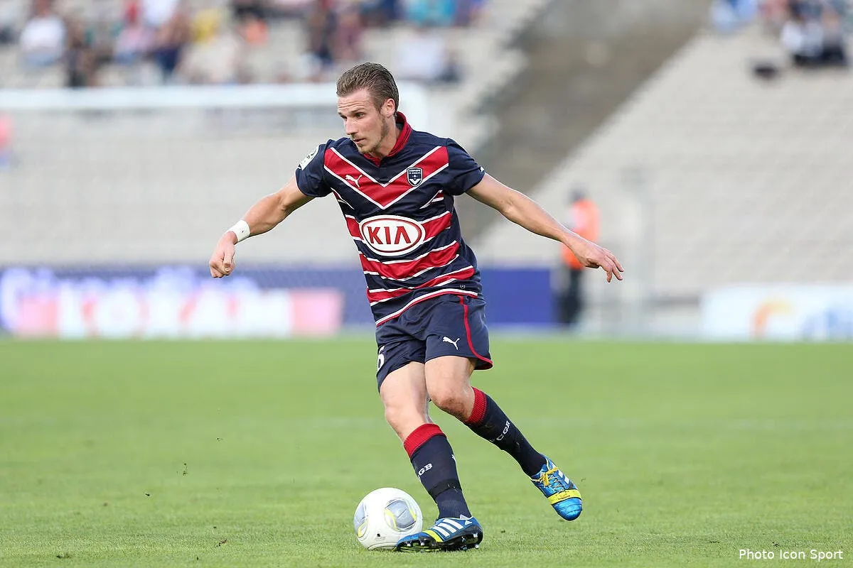 bordeaux a sa place au sommet de la ligue 1 annonce sertic sertic 167793