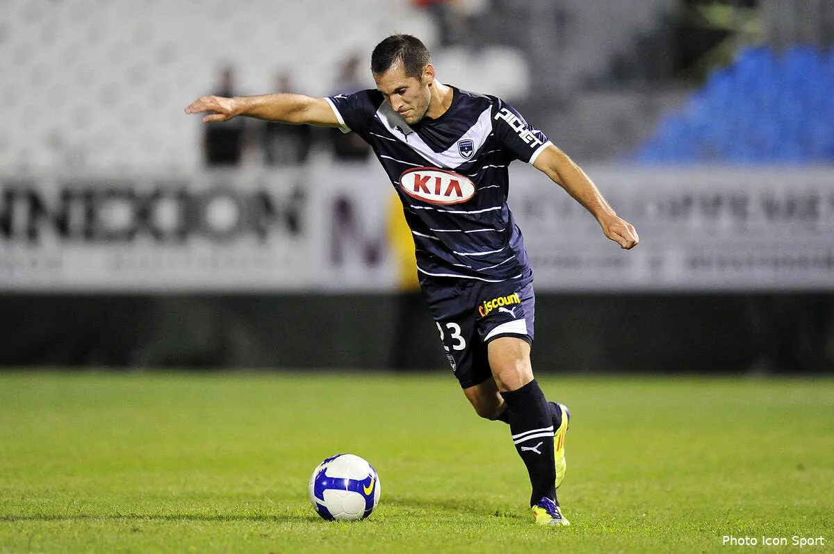 bordeaux adore se fouetter tout seul iconsport cuc 230711 45 1724373